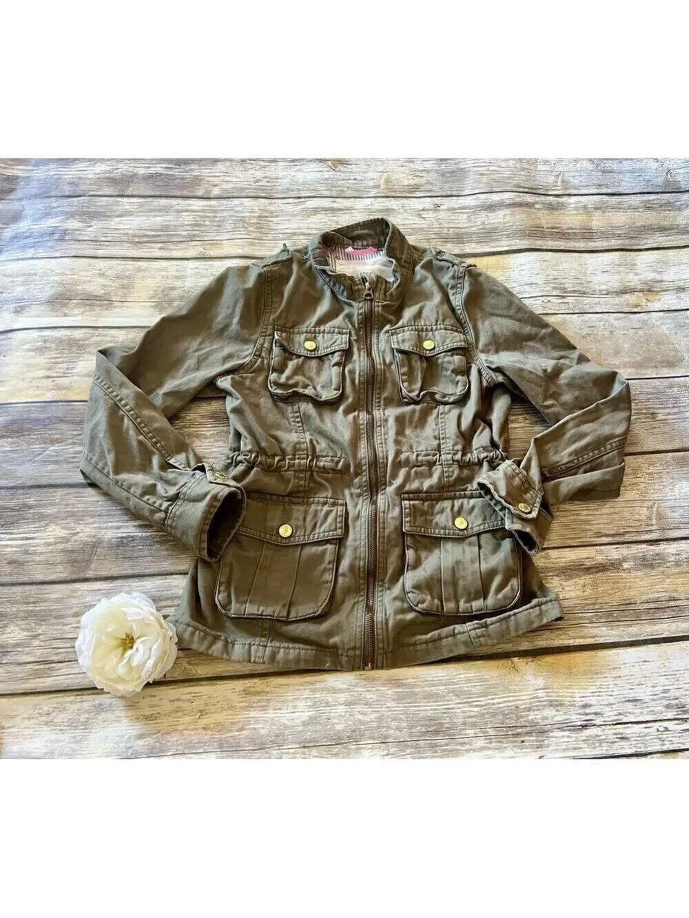 COOL OLIVE GREEN COAT